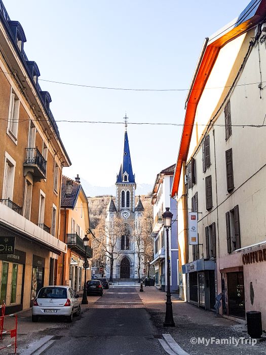 Que voir à Albertville? L'eglise saint jean baptiste