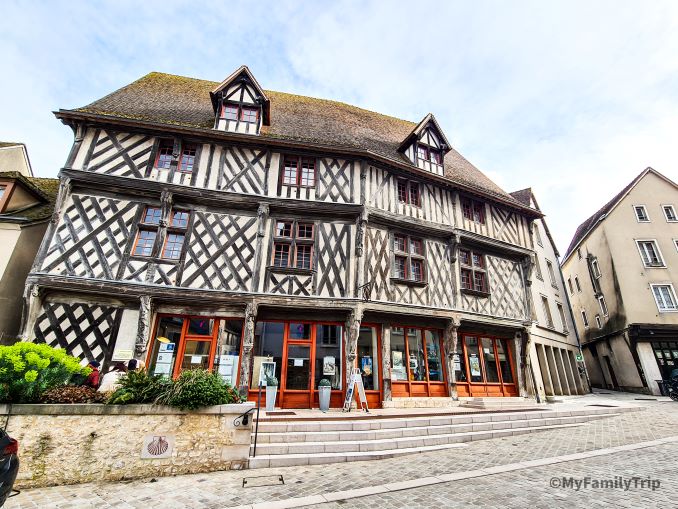Maison du Saumon Chartres