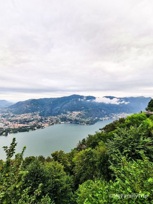 Grands lac italiens avec des enfants