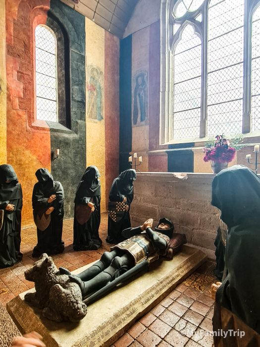 Tombe chateauneuf en auxois