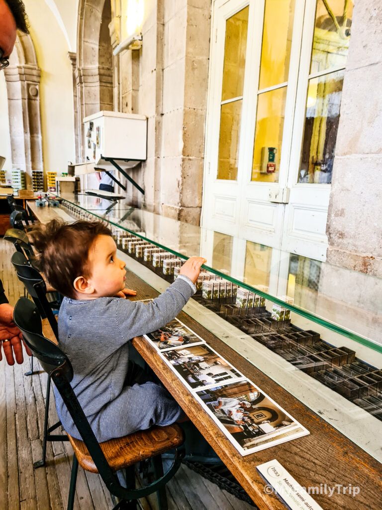 Chaine d'emballage Les anis de Flavigny